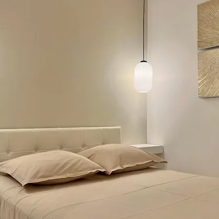 Apartman Seaviews By Jenni Menton, La Suite, Superbe Front De Mer, Emplacement Avec Terrasse Et Parking! Menton