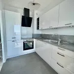 Apartamento Seaviews By Jenni Menton, La Suite, Superbe Front De Mer, Emplacement Avec Terrasse Et Parking! *