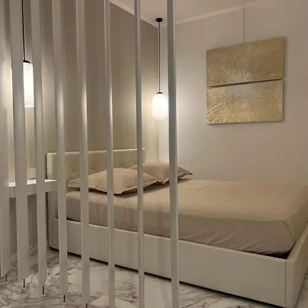 דירה Seaviews By Jenni Menton, La Suite, Superbe Front De Mer, Emplacement Avec Terrasse Et Parking!